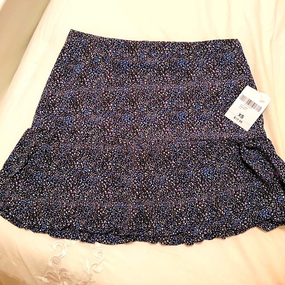 Forever 21 Flirty mini skirt!!👗